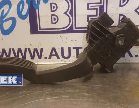 Accelerator pedal OPEL Corsa D (S07)