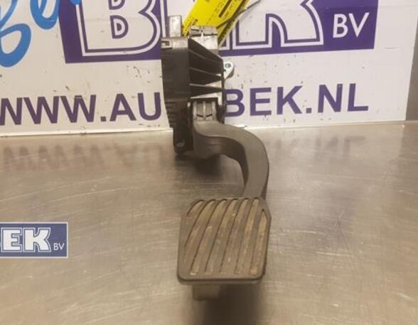 Accelerator pedal OPEL Corsa D (S07)