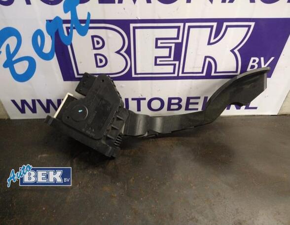 Accelerator pedal OPEL Corsa D (S07)