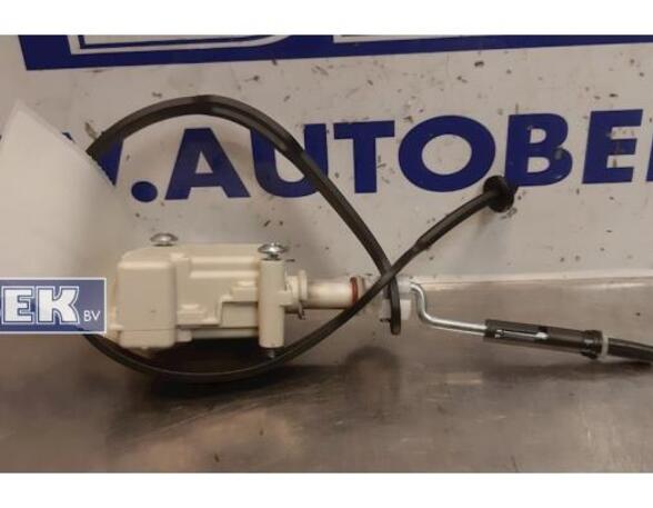 Servomotor for fuel filler flap PORSCHE CAYENNE (9PA)