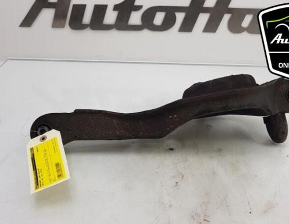 Track Control Arm VOLVO V40 Hatchback (525, 526), VOLVO V40 Cross Country (526)