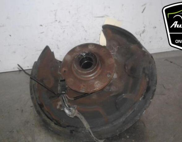 Wheel Hub AUDI A4 Avant (8E5, B6)