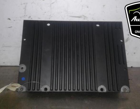 Audio Amplifier VOLVO V50 (545)