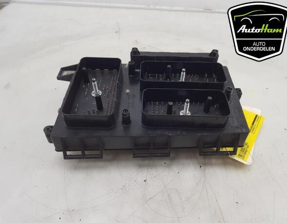 Fuse Box OPEL ZAFIRA / ZAFIRA FAMILY B (A05)