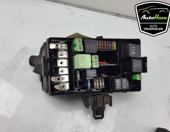 Fuse Box VW GOLF VII (5G1, BQ1, BE1, BE2)