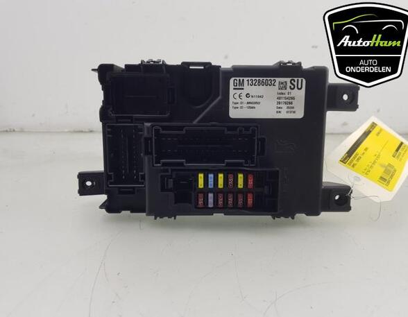 Fuse Box OPEL CORSA D (S07)