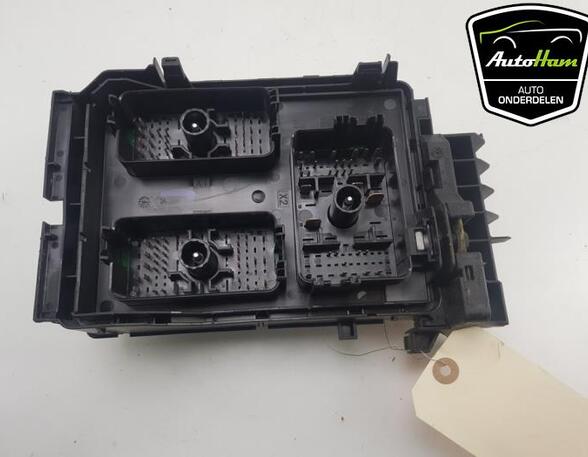 Fuse Box OPEL ASTRA K Sports Tourer (B16)