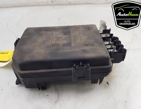 Fuse Box OPEL ASTRA K (B16)