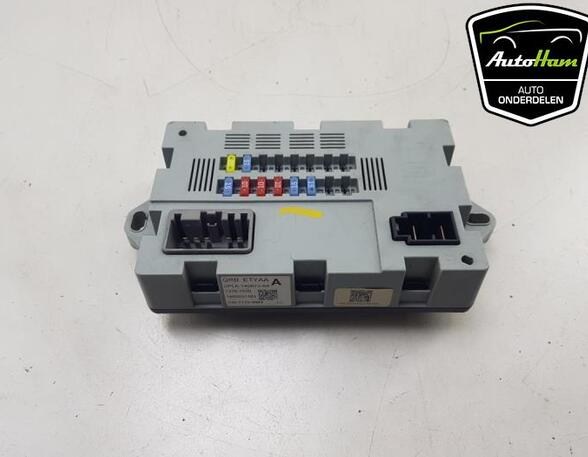 Fuse Box JAGUAR F-PACE (X761), LAND ROVER RANGE ROVER SPORT (L494)