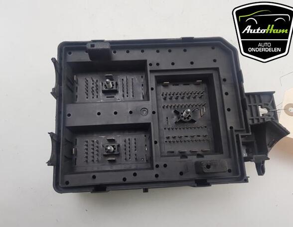 Fuse Box OPEL ADAM (M13)