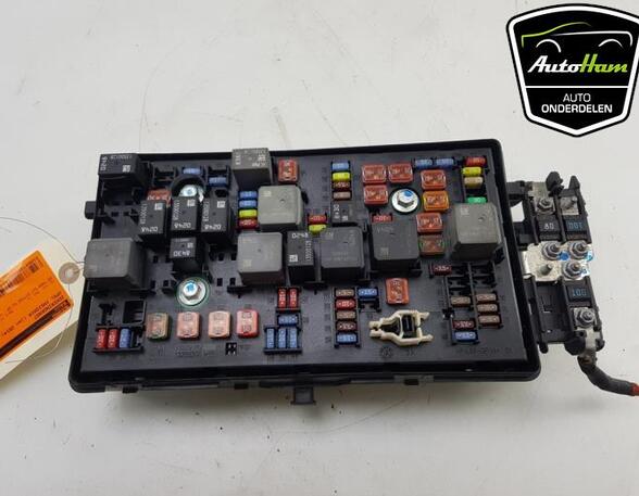 Fuse Box OPEL INSIGNIA A Sports Tourer (G09), OPEL INSIGNIA A Country Tourer (G09)