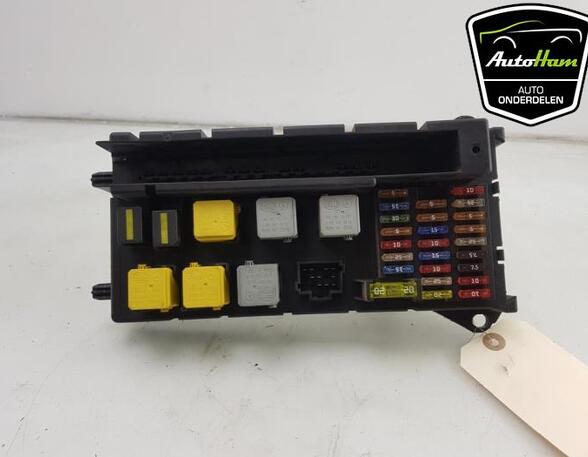 Fuse Box VW CRAFTER 30-50 Van (2E_), VW CRAFTER 30-50 Platform/Chassis (2F_)