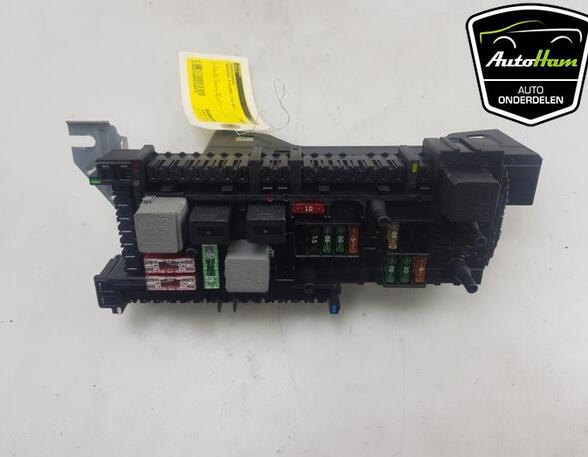 Fuse Box MERCEDES-BENZ E-CLASS (W212)