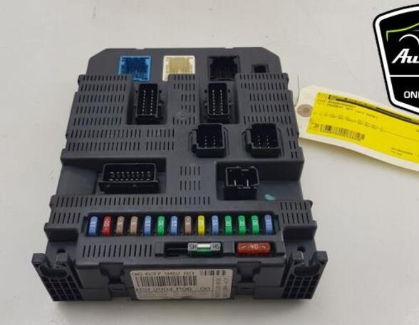 Fuse Box FIAT SCUDO Van (270_, 272_), PEUGEOT 207 SW (WK_), PEUGEOT 207 CC (WD_), PEUGEOT 207 (WA_, WC_)