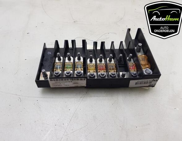 Fuse Box VW TRANSPORTER V Bus (7HB, 7HJ, 7EB, 7EJ, 7EF, 7EG, 7HF, 7EC)