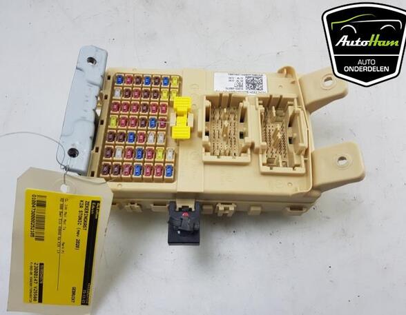 Fuse Box KIA STONIC (YB)