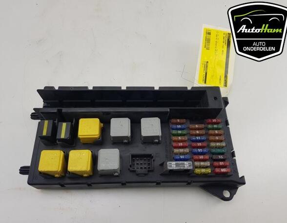 Fuse Box VW CRAFTER 30-50 Van (2E_), VW CRAFTER 30-50 Platform/Chassis (2F_)