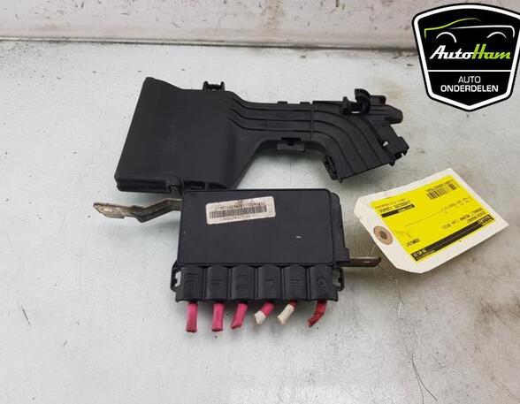 Fuse Box RENAULT MEGANE CC (EZ0/1_)