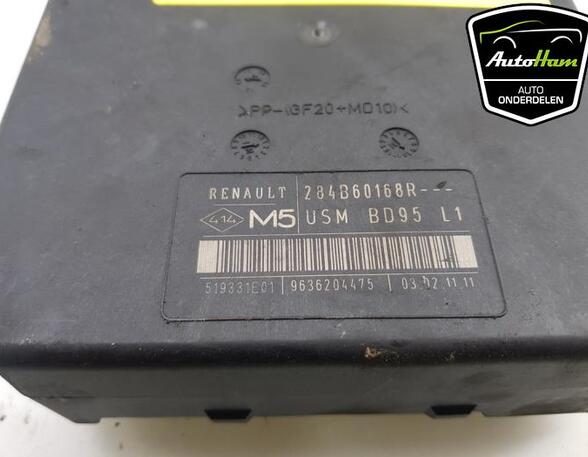 Fuse Box RENAULT MEGANE III Grandtour (KZ0/1), RENAULT MEGANE III Hatchback (BZ0/1_, B3_)