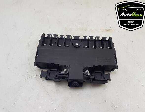 Fuse Box MERCEDES-BENZ C-CLASS (W206)