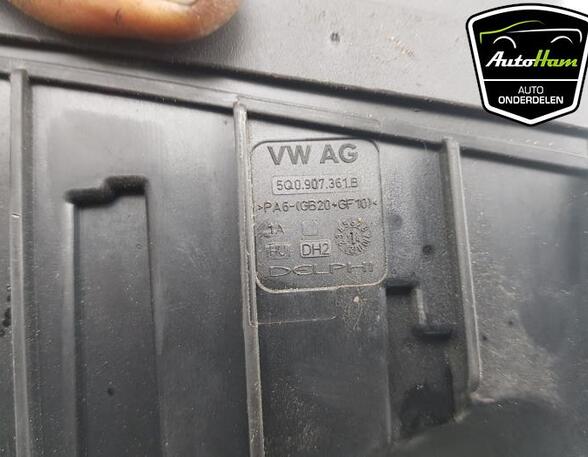 Fuse Box SKODA OCTAVIA III Combi (5E5, 5E6), VW TIGUAN (AD1, AX1), VW TIGUAN ALLSPACE (BW2)