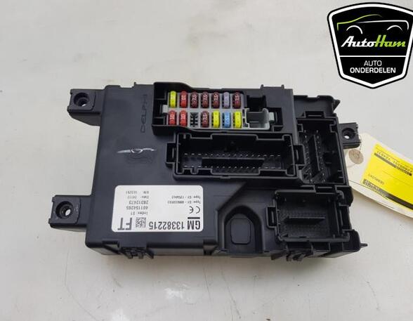 Fuse Box OPEL CORSA D (S07)