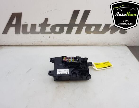 Fuse Box OPEL CORSA D (S07)