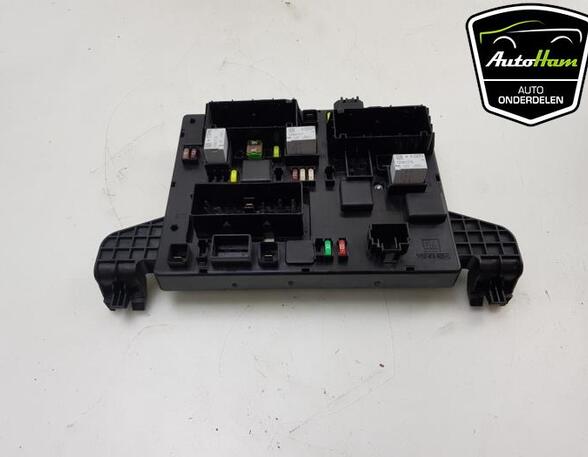 Fuse Box OPEL ZAFIRA TOURER C (P12), OPEL ASTRA J Sports Tourer (P10), OPEL ASTRA J (P10)