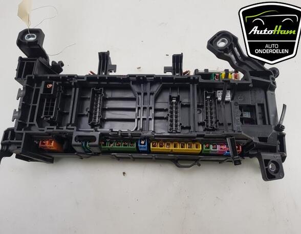 Fuse Box MERCEDES-BENZ A-CLASS (W176)