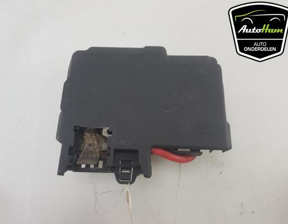 Fuse Box OPEL ADAM (M13)