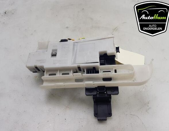 Fuse Box VOLVO XC90 II (256)