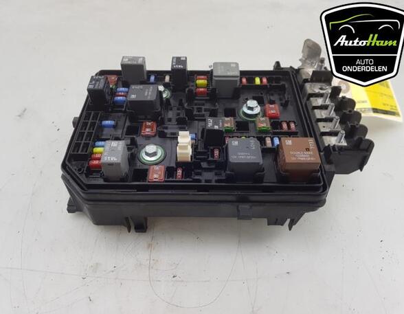 Fuse Box OPEL ASTRA K Sports Tourer (B16), OPEL ASTRA K (B16)