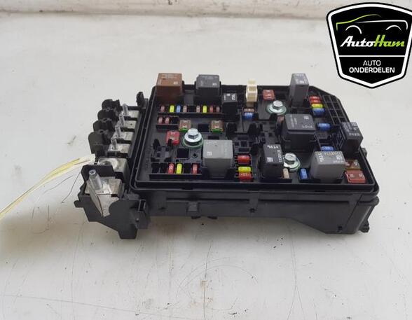 Fuse Box OPEL ASTRA K Sports Tourer (B16), OPEL ASTRA K (B16)