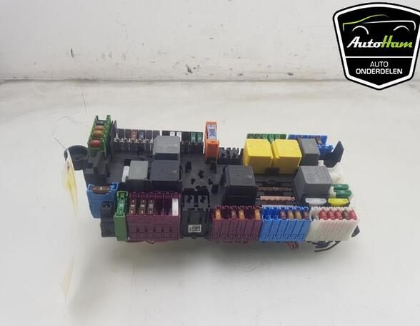 Fuse Box MERCEDES-BENZ SPRINTER 3-t Van (B910)