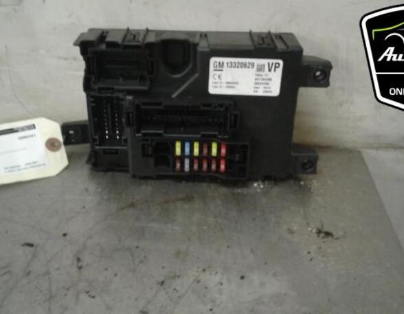 Fuse Box OPEL CORSA D (S07)