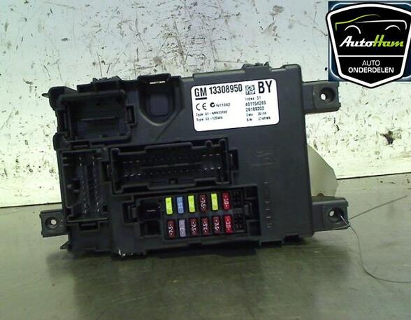 Fuse Box OPEL CORSA D (S07)