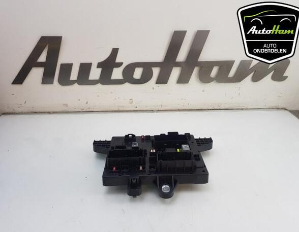 Fuse Box OPEL ASTRA J Sports Tourer (P10), OPEL ASTRA J (P10), OPEL ZAFIRA TOURER C (P12)