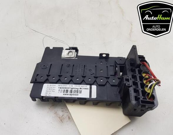 Fuse Box VW POLO (6R1, 6C1), VW POLO Van (6R), SKODA ROOMSTER (5J7), VW UP! (121, 122, BL1, BL2, BL3, 123)