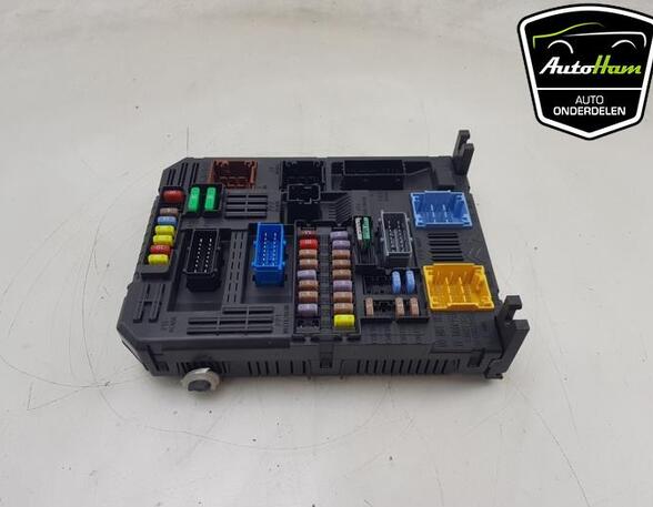 Fuse Box OPEL CROSSLAND X / CROSSLAND (P17, P2QO)