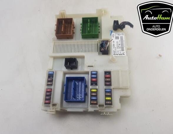 Fuse Box VOLVO V60 I (155, 157), VOLVO XC60 (156), VOLVO S60 II (134)