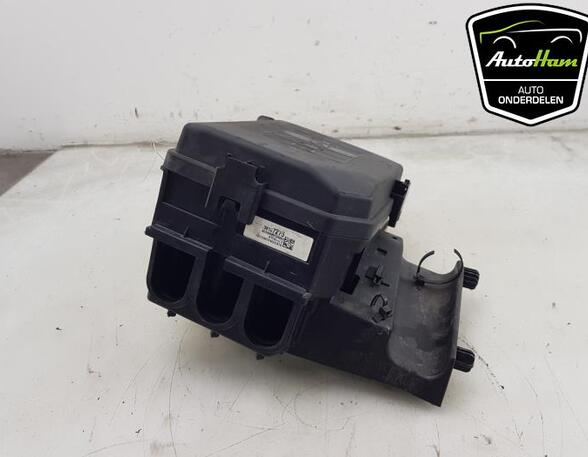 Fuse Box OPEL ASTRA K (B16)