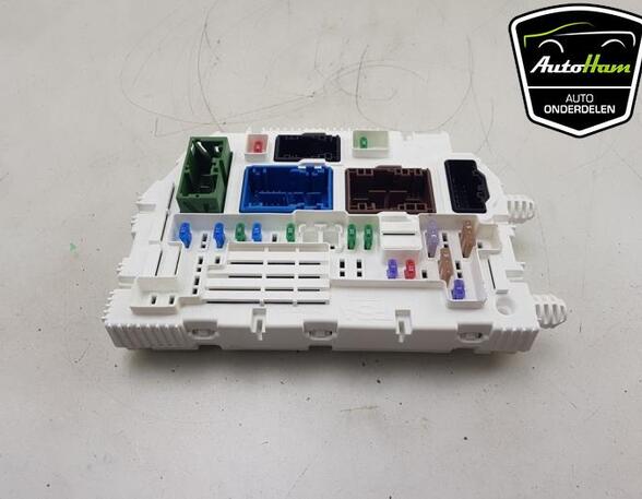 Fuse Box OPEL ASTRA L Sports Tourer (O5)