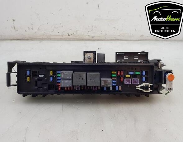 Fuse Box TESLA MODEL X (5YJX)