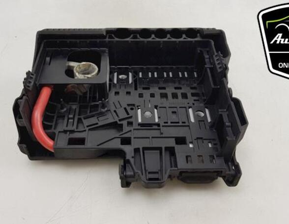 Fuse Box OPEL MERIVA B MPV (S10)