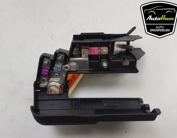 Fuse Box AUDI A4 Avant (8W5, 8WD, B9), AUDI A5 Sportback (F5A, F5F)