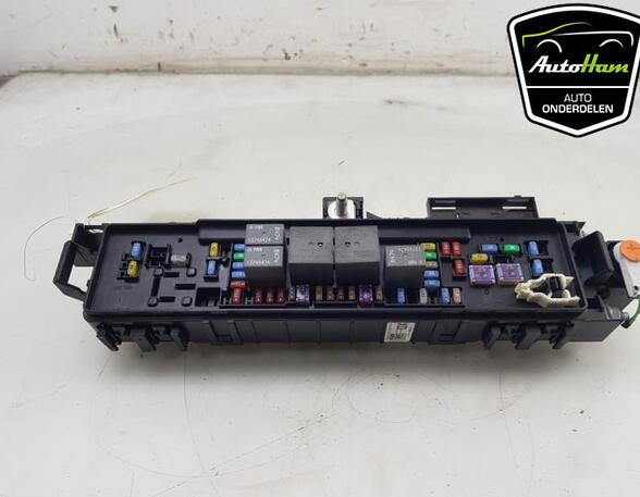 Fuse Box TESLA MODEL X (5YJX)