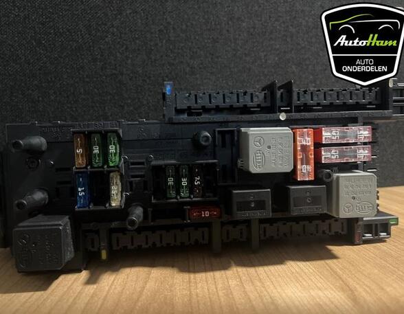 Fuse Box MERCEDES-BENZ C-CLASS (W204)