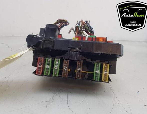 Fuse Box PEUGEOT 206 Hatchback (2A/C), PEUGEOT 206 Saloon, PEUGEOT 307 (3A/C), PEUGEOT 407 (6D_)