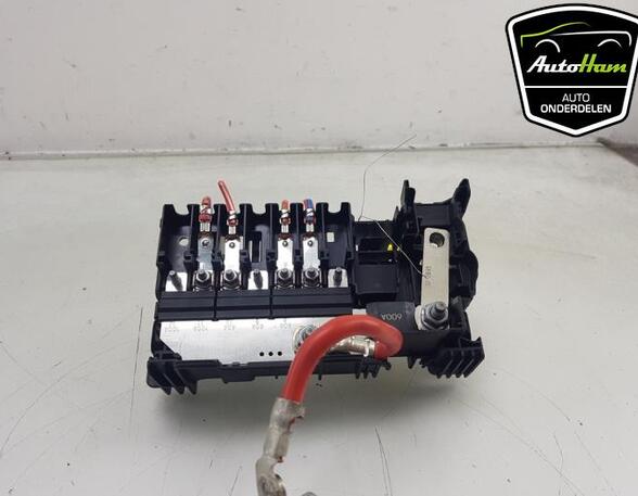 Fuse Box OPEL ASTRA K (B16)