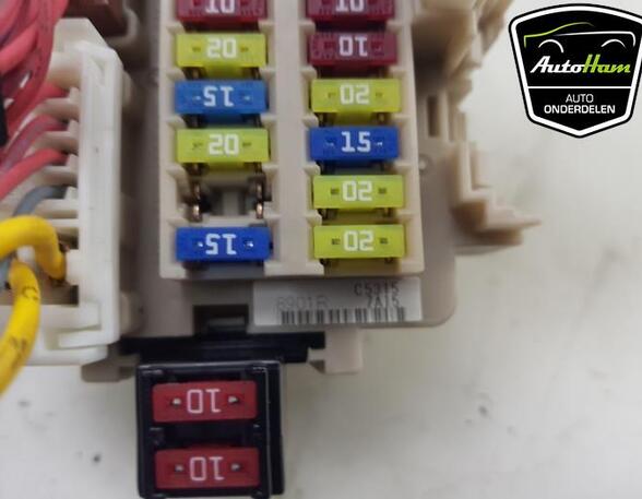 Fuse Box RENAULT KADJAR (HA_, HL_)